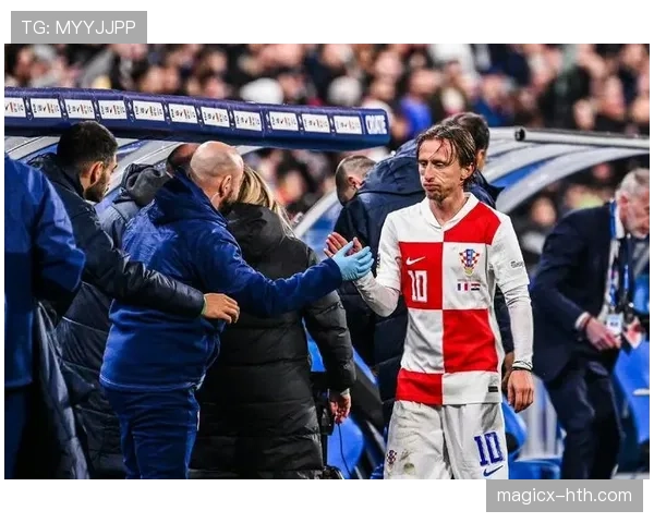 德布劳内 vs 莫德里奇:金球竞争力与中场创造力对比 德布劳内 vs 莫德里奇:金球竞争力与中场创造力对比